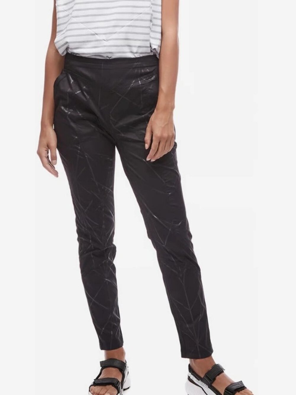 INDYEVA women's pants small